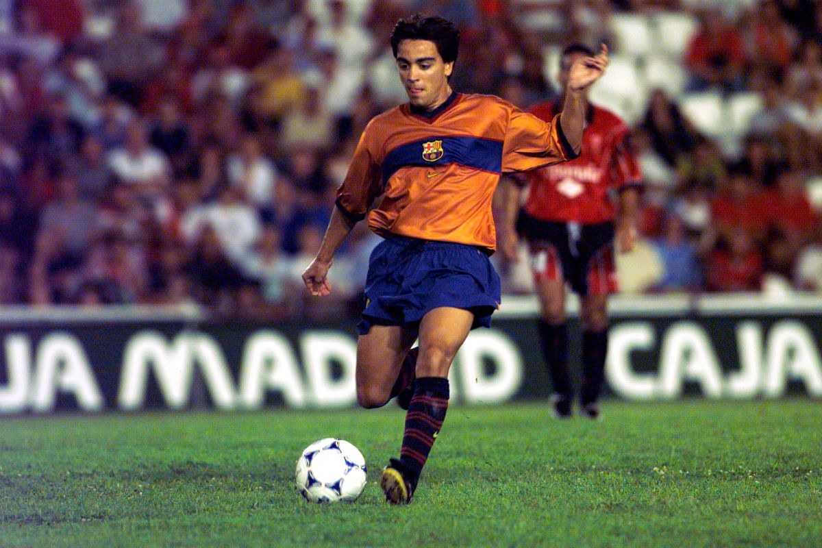 xavi-debut.jpg